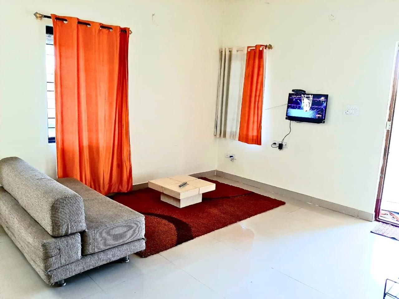 Golden Magnolia Homestay بنغالور المظهر الخارجي الصورة